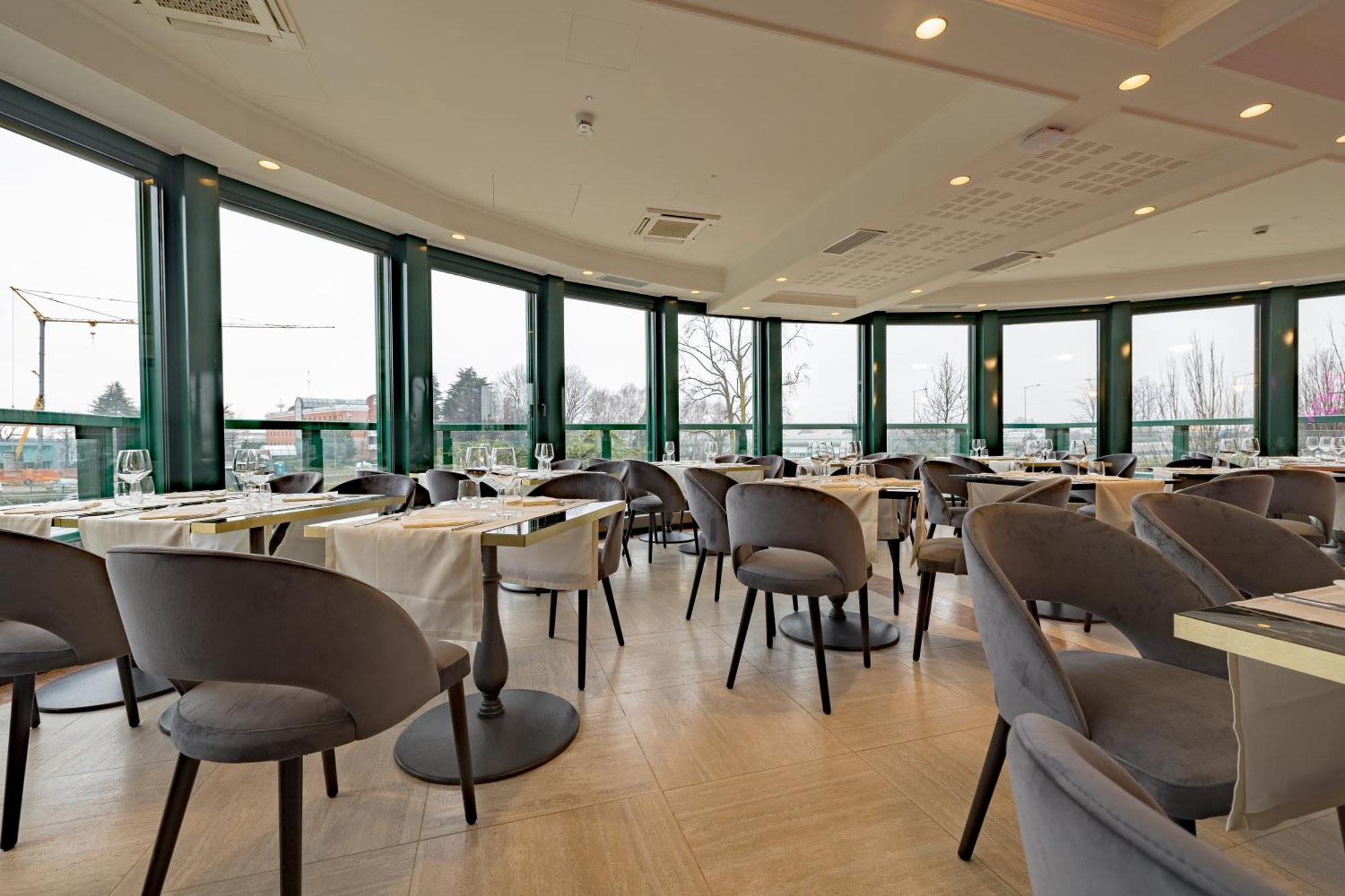 Just Hotel Saronno Luaran gambar